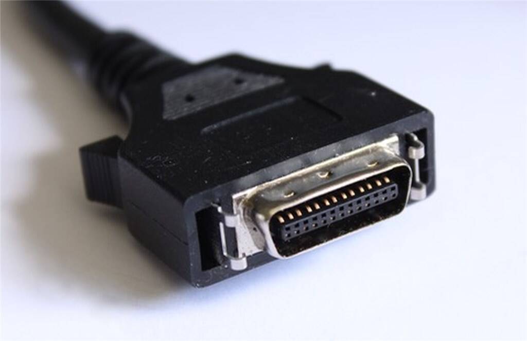 Avid DigiLink Cable 1.5'