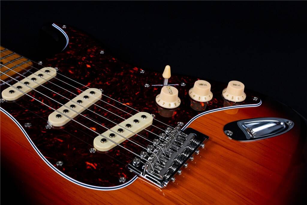 Jet Electric Guitar JS300 Sunburst